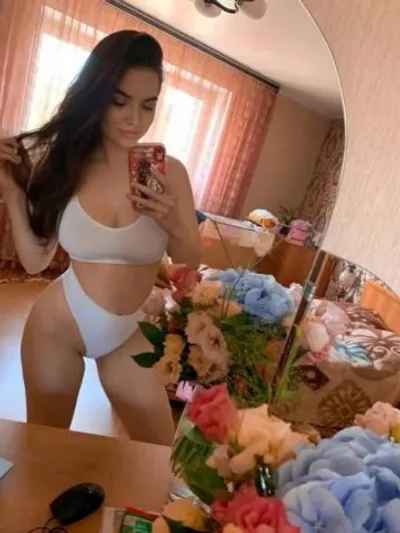 Нина, 25 лет